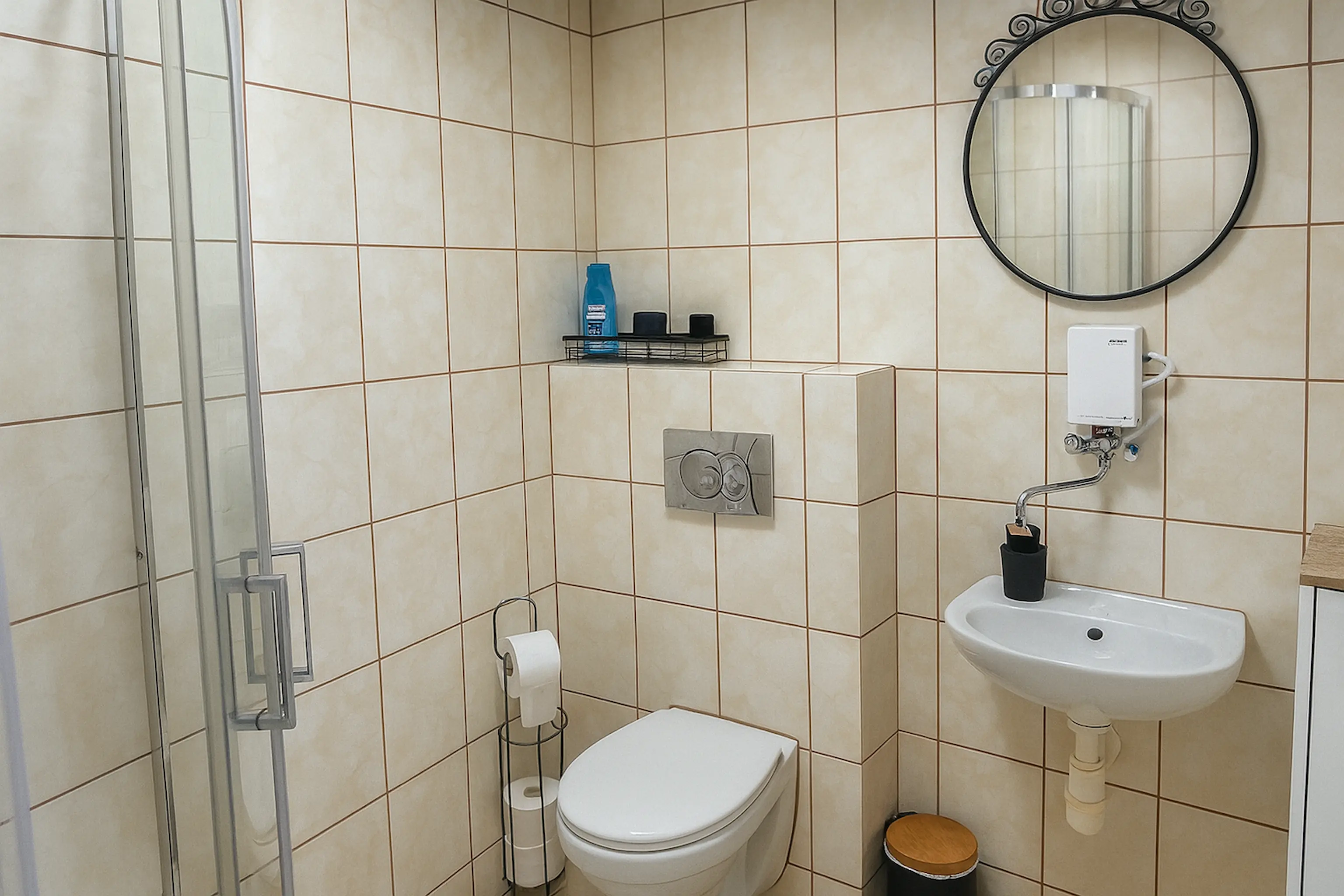 apartament-blekitny-noclegi-miedzylesie-lazienka